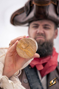 Adventurer Horn Cup - Light