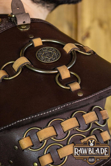 Fighter Gorget with Pauldrons - Brown