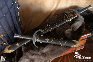 Knight Scabbard - pas z pochwą na miecz