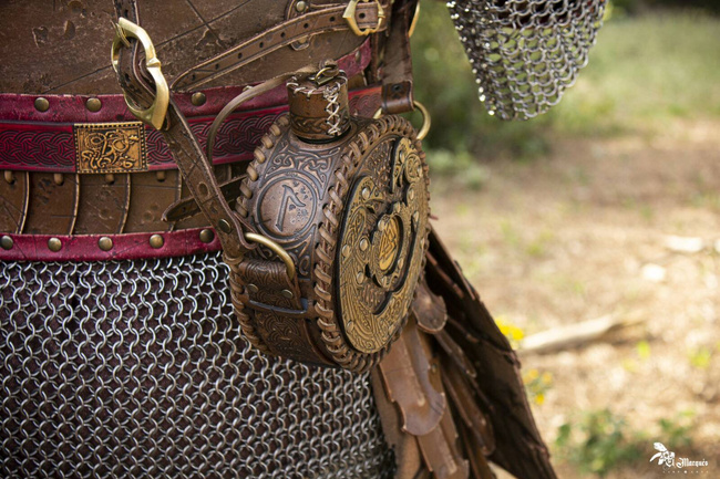 Odin canteen - manierka w skórzanej oprawie