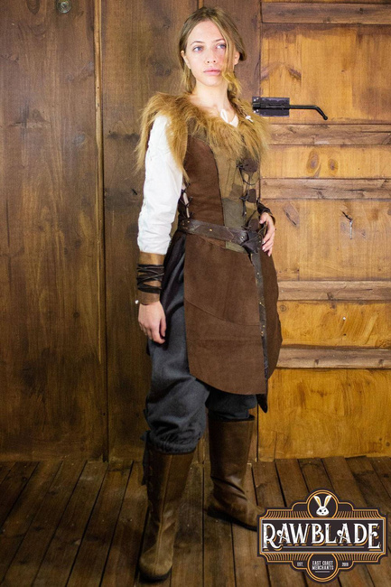 Falcon Woman Leather Jerkin