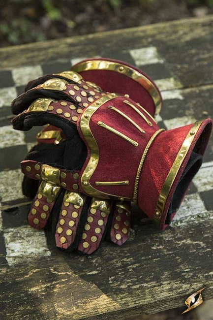 Hourglass Gauntlets - Red