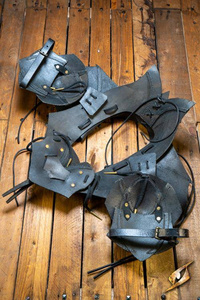 Shadow Shoulder Set - Black