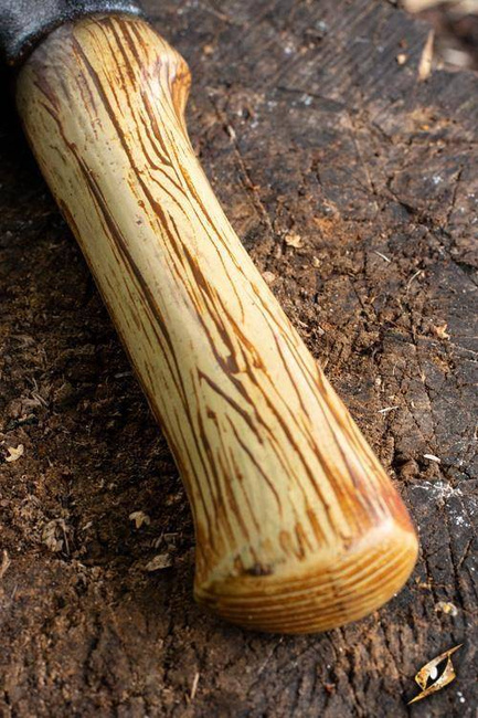 Woodsman Throwing Axe