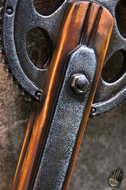 Cog Bat - Wood - 87 cm