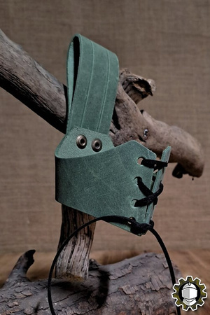 New Blood Horn Holder - Green
