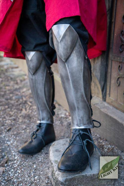 Palace Guard Greaves