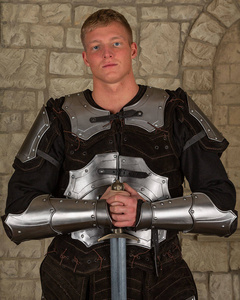 Fafnir Padded Bracers - Blank