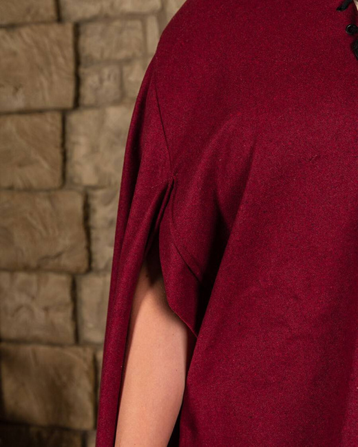Raven Cape Wool Burgundy - wełniana peleryna