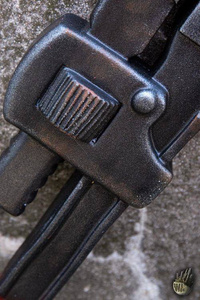 Monkey Wrench - Red - 50 cm