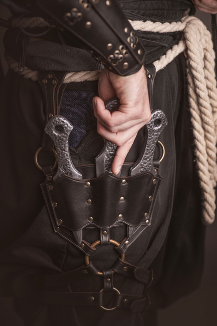 Thigh Holder for Iwashi Kunai - Black