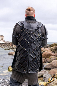 Woodsman Armour - Black