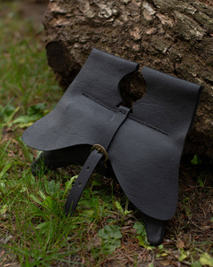 Calvert Kidney-shaped Belt Bag Small - Black