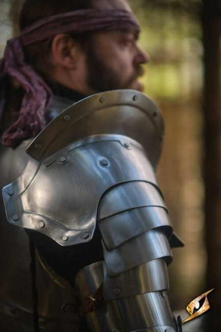 Captain Pauldrons - Polished Steel