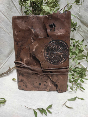 Barbarian Grimoire - skórzana księga/notatnik