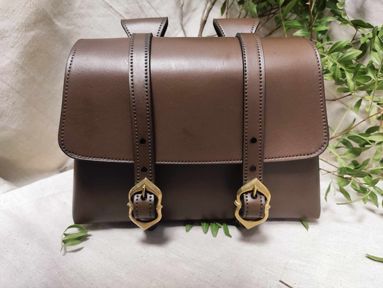 Adventurer bag - Brown - skórzana kaletka