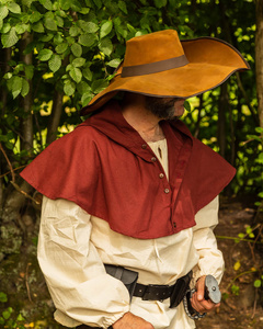 Notker hood canvas Burgundy - kaptur średniowieczny