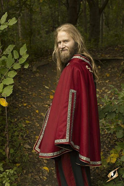 Cape Aramis - Dark Red