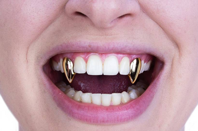 ScareCrow Vampire Fangs - Classic - Gold