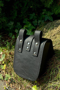 Tostig Beltbag Black - skórzana kaletka