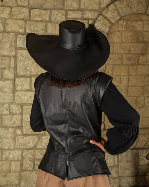 Tilly Doublet Leather - Black