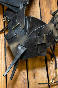 Shadow Shoulder Set - Black