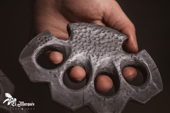 Knuckle - bezpieczny kastet