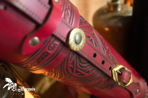 Medieval scroll holder - Red 