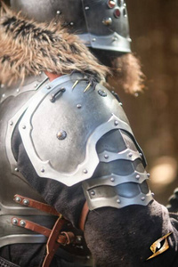Marauder Pauldrons 