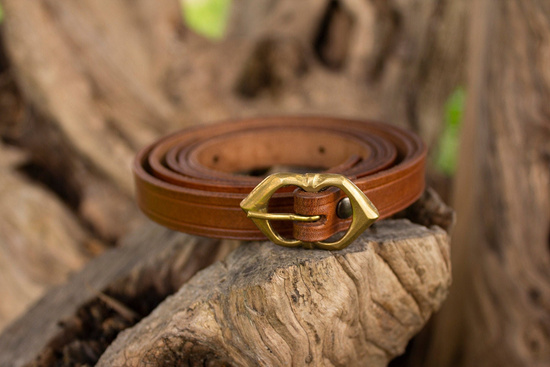 Slim medieval belt - Brown - skórzany pas
