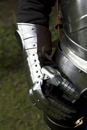 CQ Black Ice Gauntlets