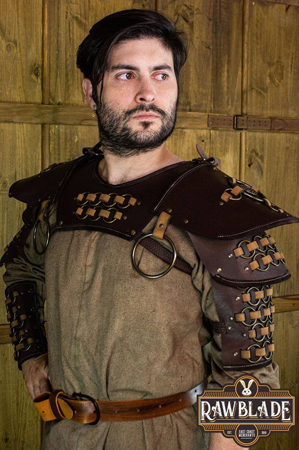 Fighter Gorget with Pauldrons - Brown