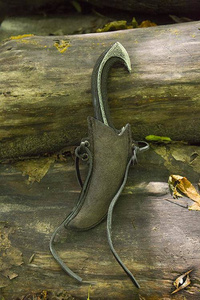 Dark Elven Throwing Knife Holder - Epic - inc. Knife