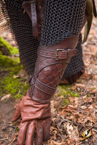 Ranger Bracers - Brown