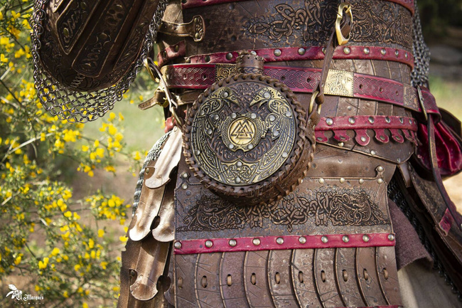 Odin canteen - manierka w skórzanej oprawie