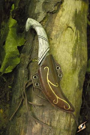 Elven Throwing Knife Holder - Right - Brown