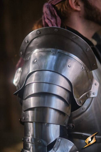 Captain Pauldrons - Polished Steel