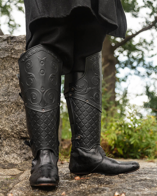 Gawain Greaves - Black