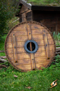 Thegn Shield - Red/White - 80 cm