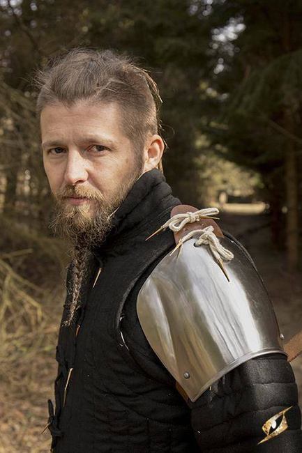 Churburg Shoulders - Polished Steel