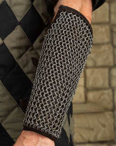 Connor Chainmail Bracers - Oiled