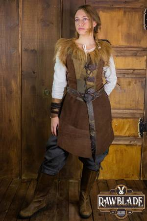 Falcon Woman Leather Jerkin