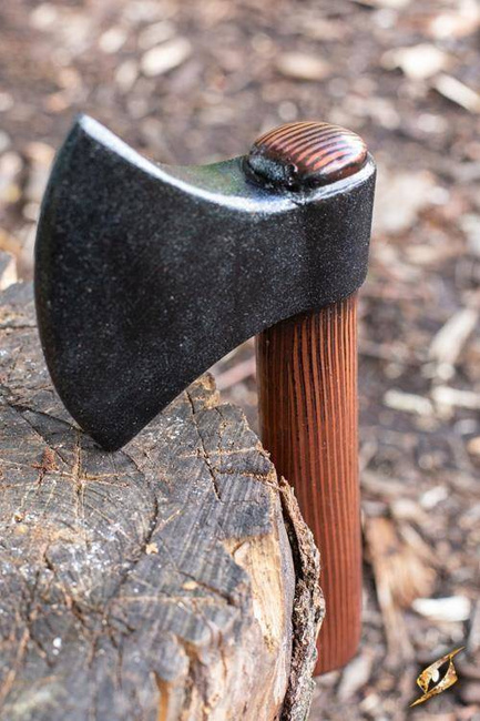 Hirdsman Throwing Axe
