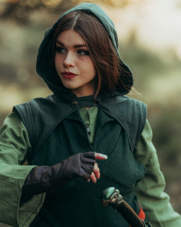 Galatea hood canvas Green - kaptur z krótkim bolerkiem