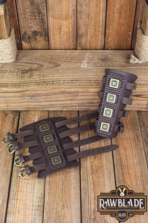 Edekan The Hirdman Bracers - Brown