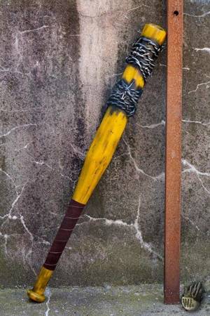 Barbed Wire Bat Yellow - 80 cm