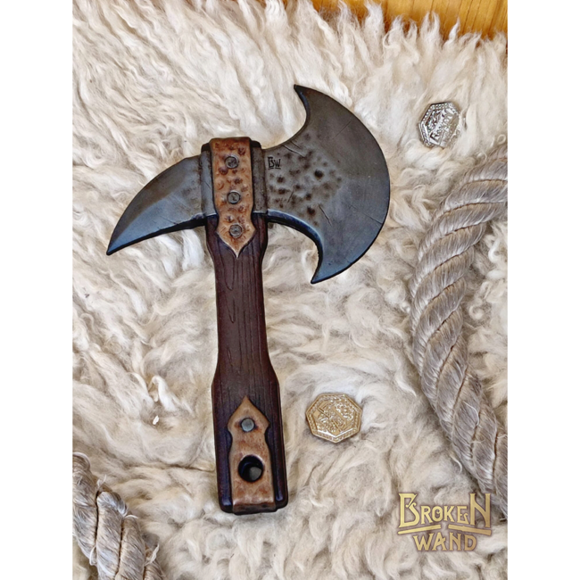 Conquerors Handaxe - rzutka w kształcie małego toporka