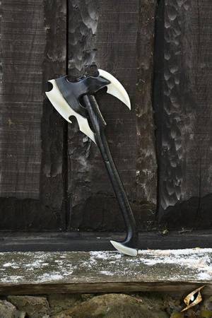 Dark Elven Axe - 65 cm