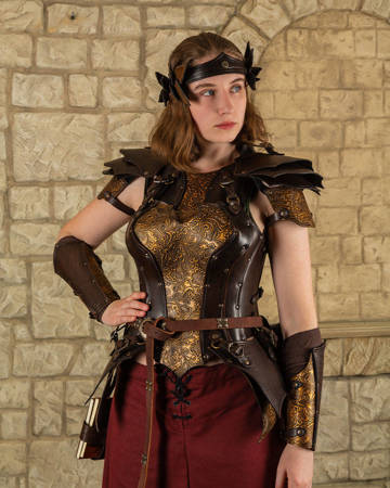 Morgana Leather Armour Set Floral Pattern - Brown/Gold