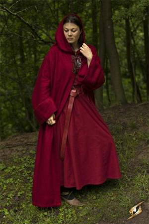 Robe Benedict - Dark Red